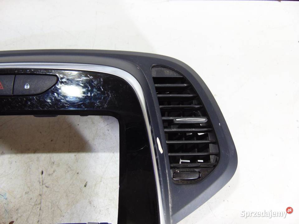 RAMKA OSŁONA RADIA PANELU CAPTUR 682602532R