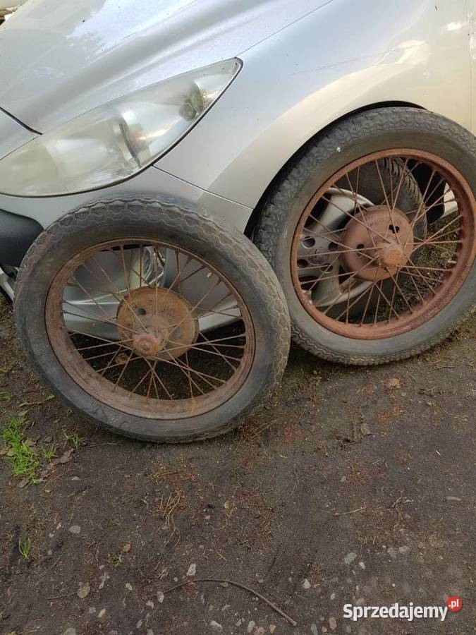Z roku 192932Zabytkowe koła BMW 315 Dixi Barlinek