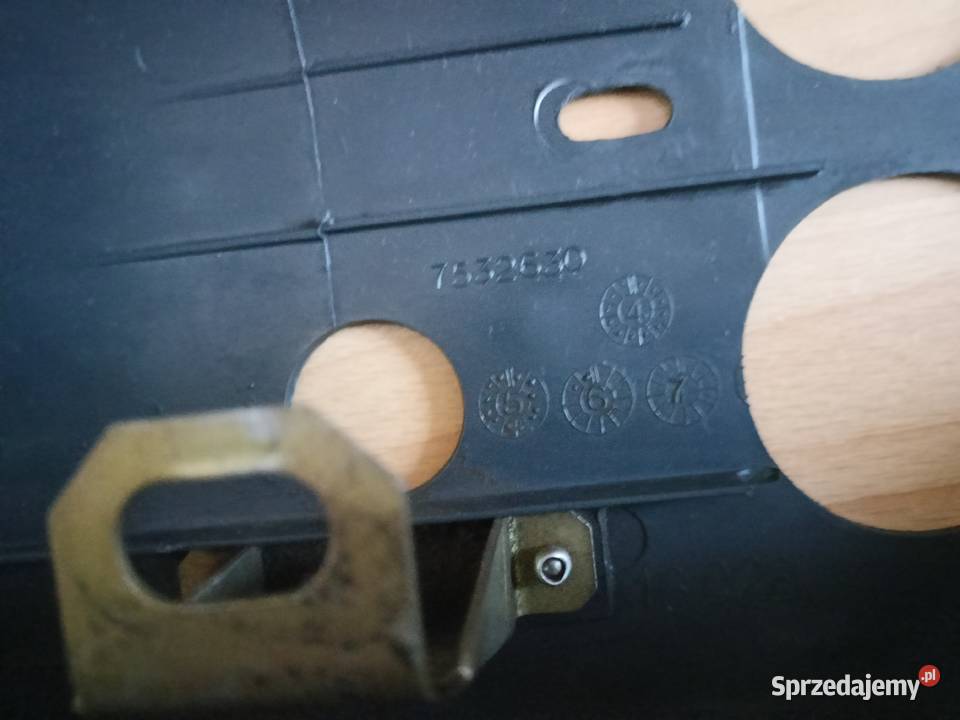 Fiat 126p EL Oryginalna osłona kolumny