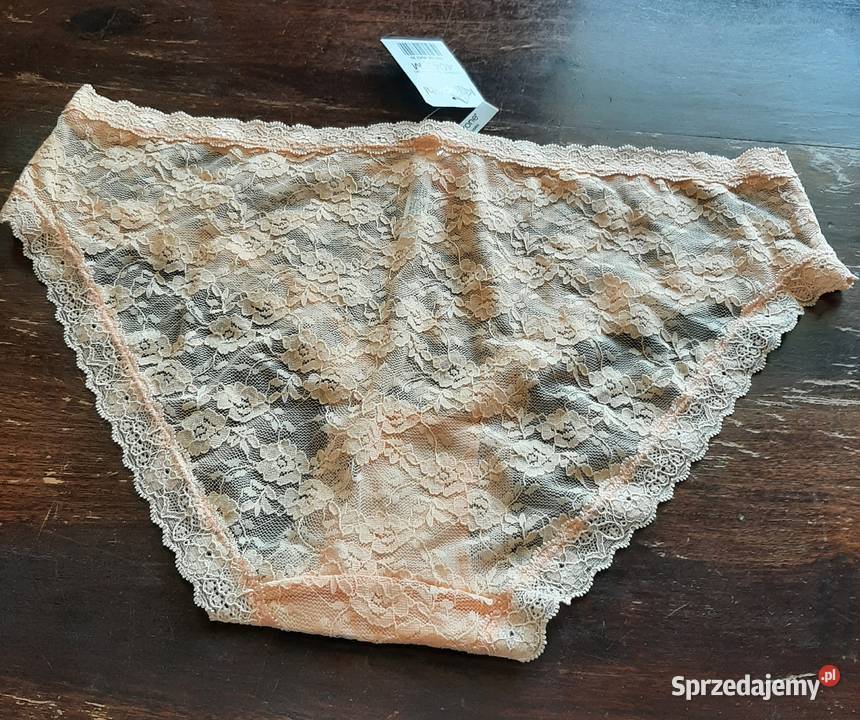 Koronkowe figi marki Kapahl w kolorze Figi i stringi Warszawa