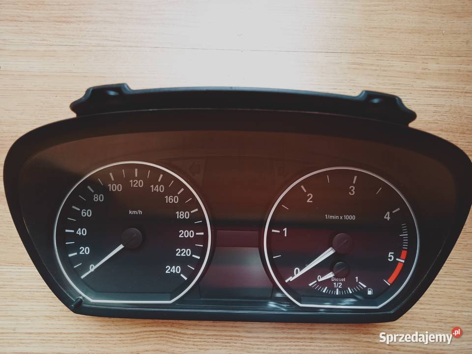 LICZNIK BMW E81 E87 Wyposażenie wnętrza wielkopolskie Krotoszyn