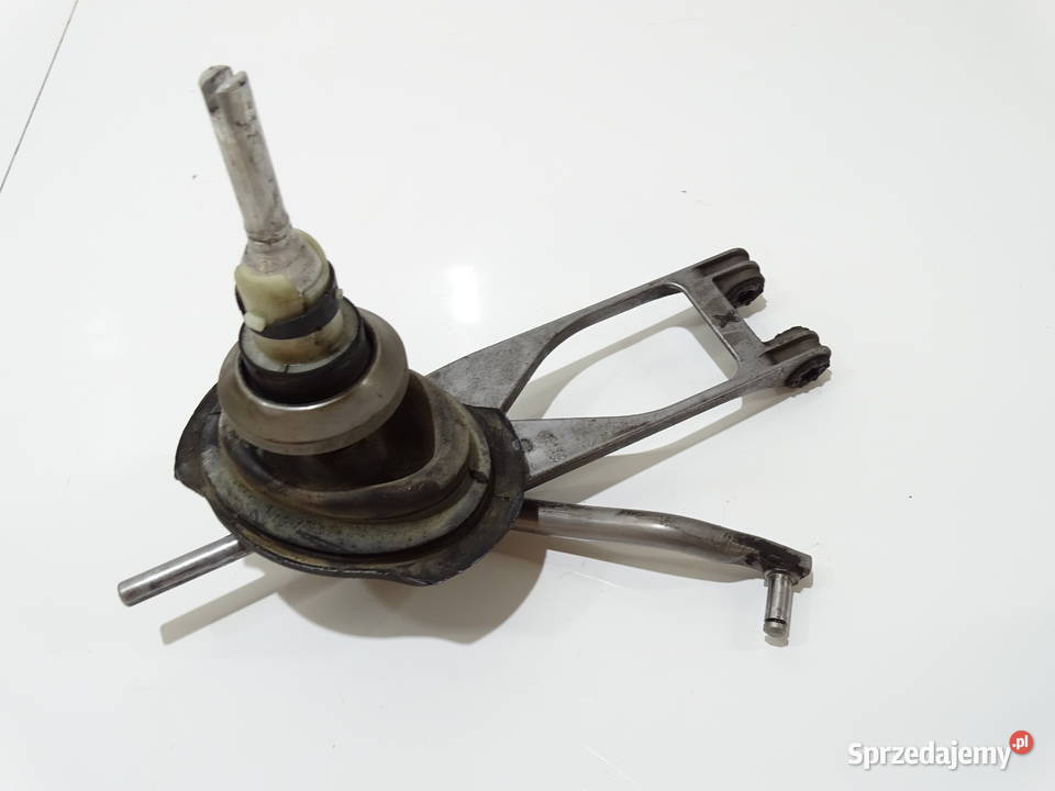 LEWAREK ZMIANY BIEGÓW BMW E81 E90 E91 OE 7566100 osobowe Strzyżewice sprzedam