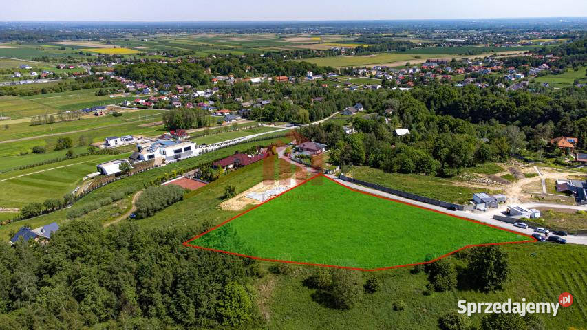 sprzedaży gruntu 7200m2 Zawada