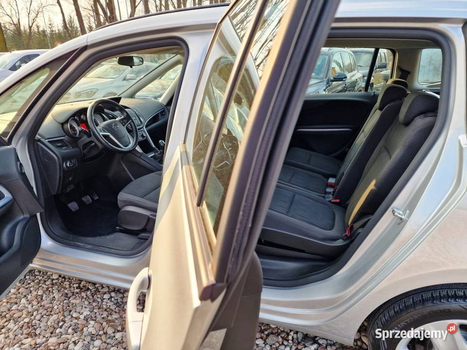 OPEL ZAFIRA C 14 BENZYNA 7 OSOBOWY Białystok sprzedam