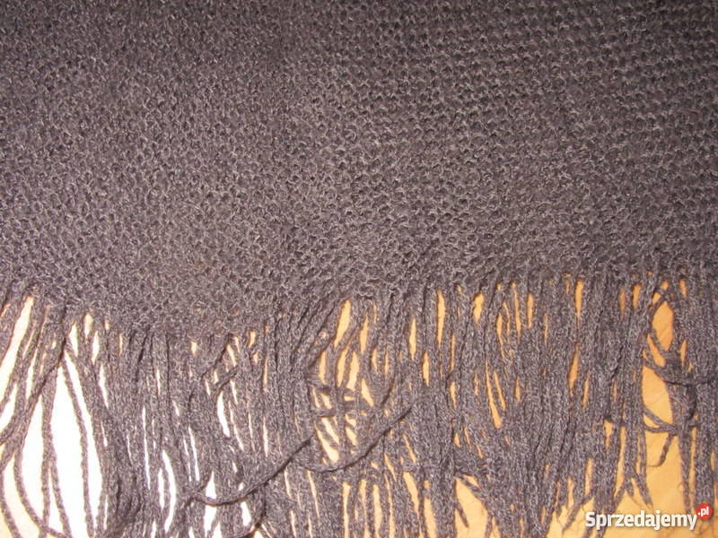 brązowy szal dzianinowy kominz frędzlami Warszawa