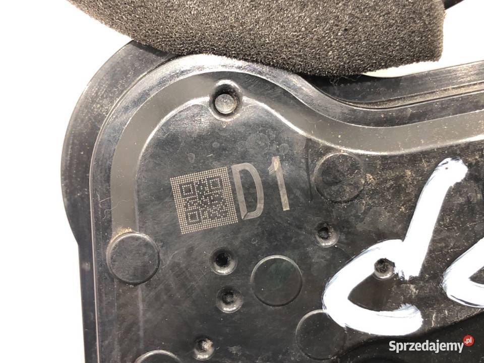 ZAMEK DRZWI PRAWY PRZÓD TOYOTA CHR Hatchback