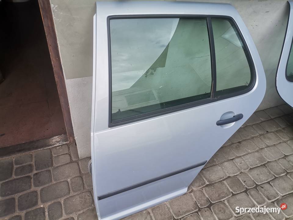 VOLKSWAGEN GOLF 4 IV 5D DRZWI LEWY TYŁ Nowy Sącz