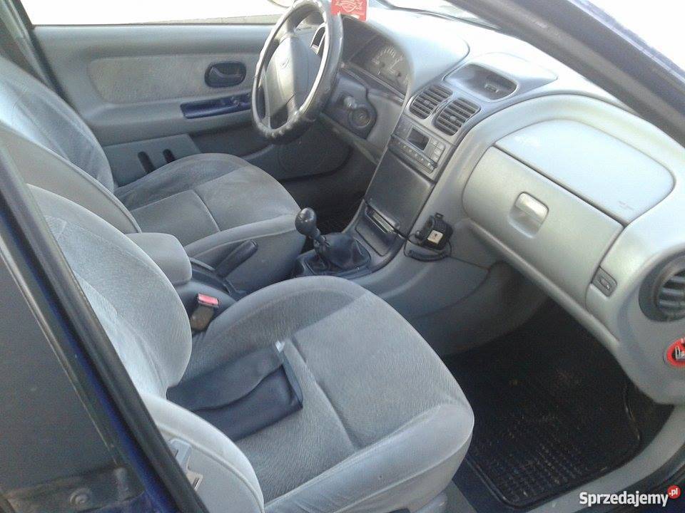 Laguna 18 LPG sekwencja Kombi 2000 stan sprzedam