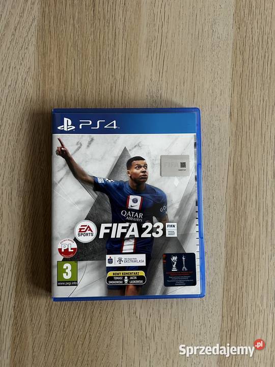 PlayStation 4 pro 1 TB 2 pady 6 gier