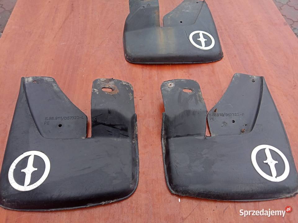 Polonez Caro Atu i Caro plus chlapacze przod i