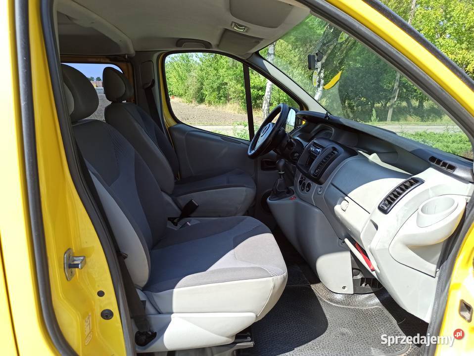 Opel Vivaro Brygadówka 6 miejsc lift 2008 stan diesel Opel Strzałkowo sprzedam