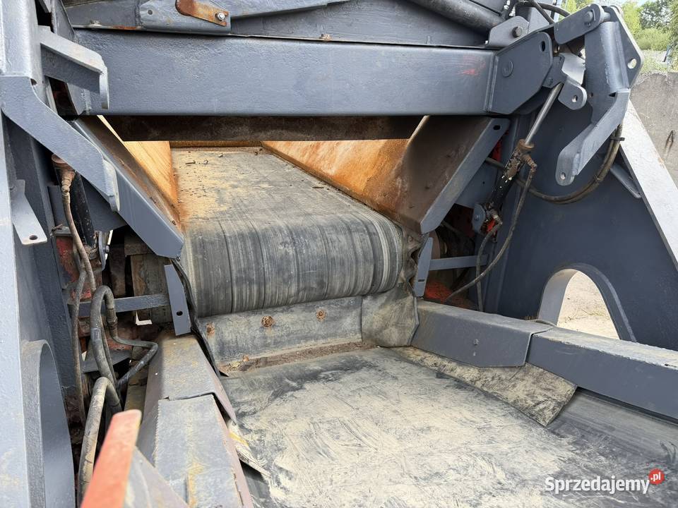 Przesiewacz Sandvik QA140 Zator