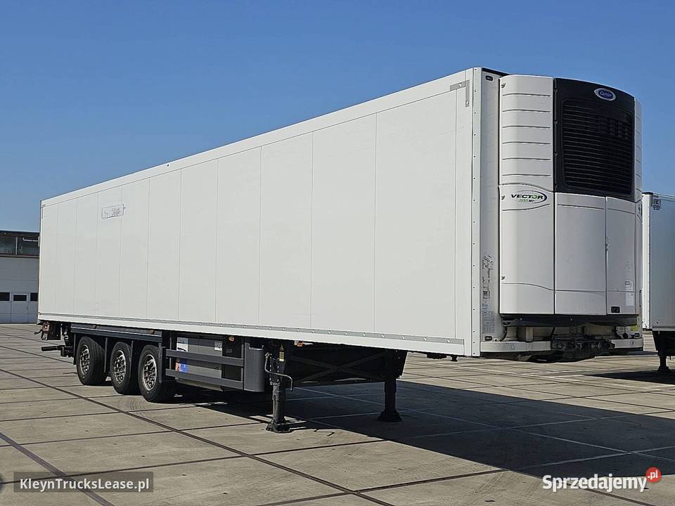 Schmitz SKO 24 FP 40 COOL STEERAXLE TAILLIFT Przyczepy i naczepy pomorskie