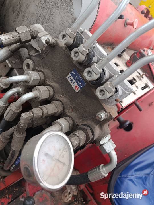 Rozdzielacz hydrauliczny 4 sekcyjny łódzkie Stryków sprzedam