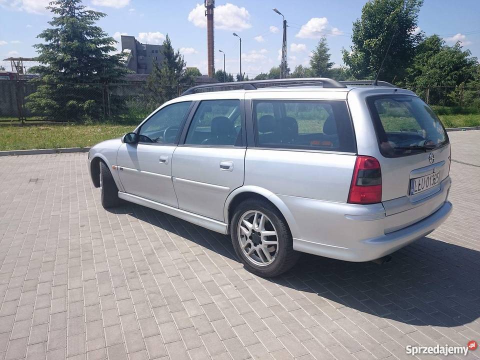 Opel Vectra B 26 v6 SRI komputer pokładowy Łuków