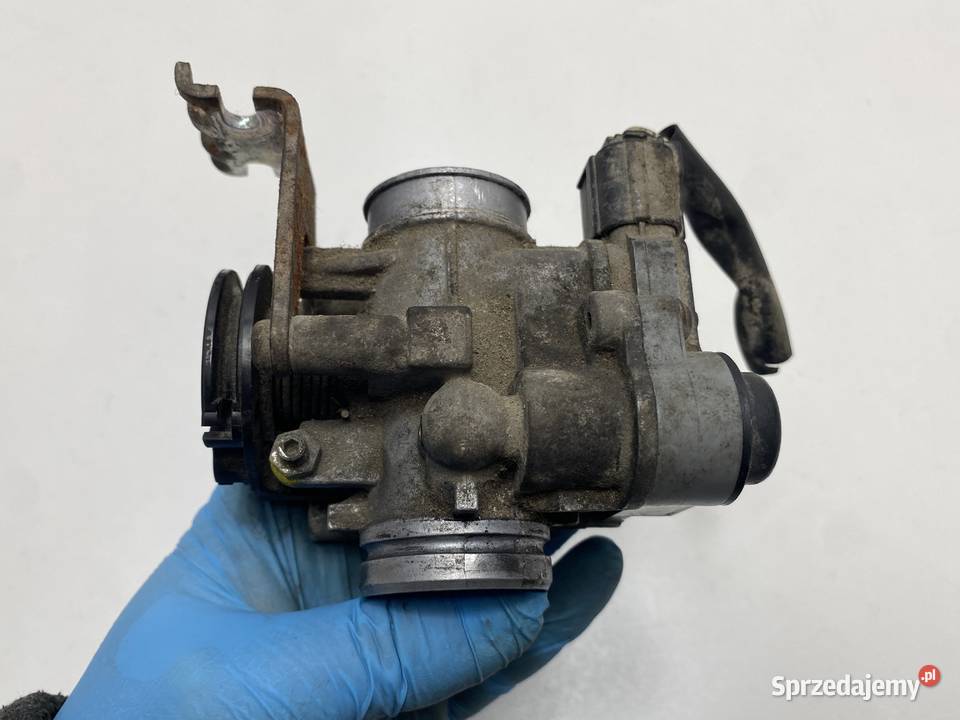 SUZUKI SIXTEEN UX125 PRZEPUSTNICA inne części Siedlce