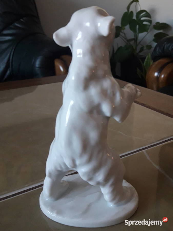 Porcelanowa figurka niedżwiadek KAISER Germany Janów Lubelski