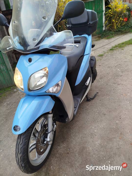 Skuter Yamaha xenter 125 i 4 T Gromadka