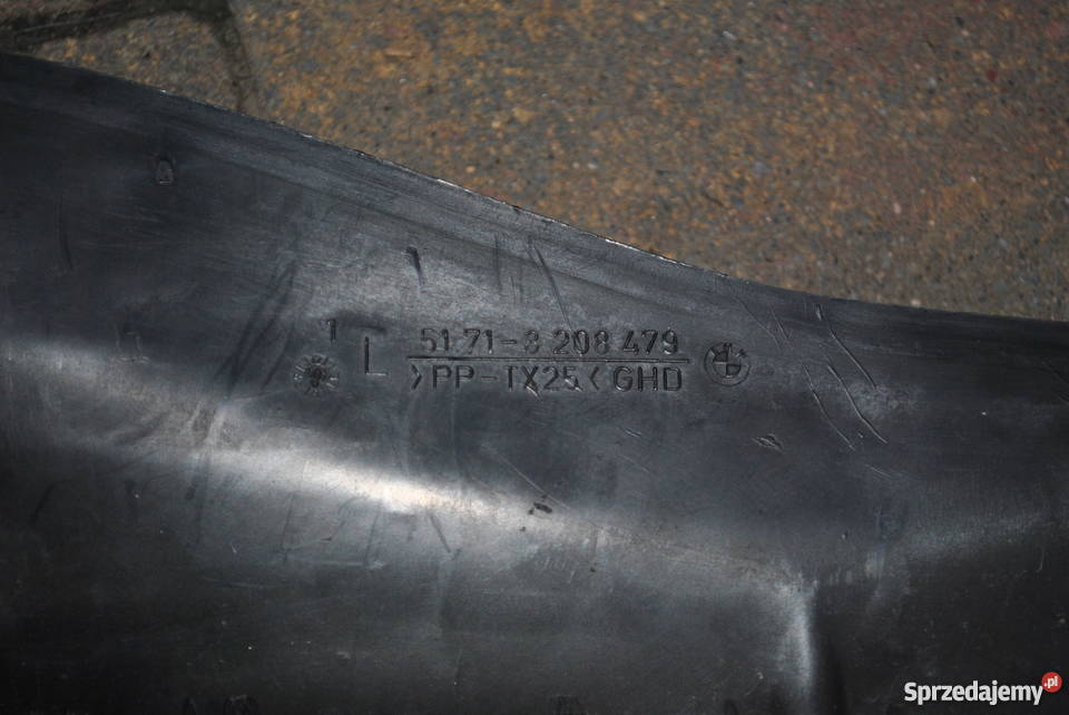 Rynienka spływ wody z podszybia BMW E46 śląskie Poręba