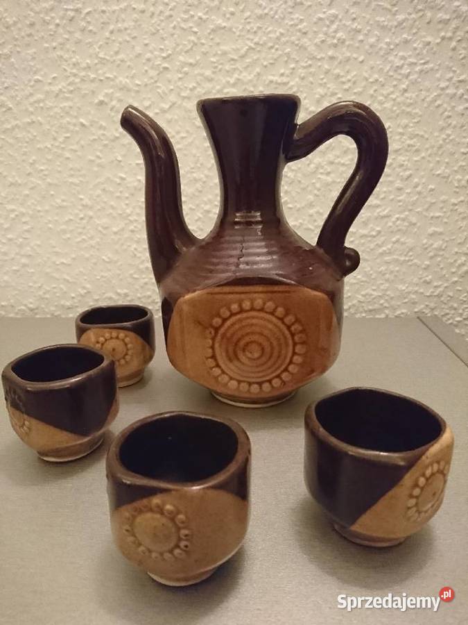 Karafka i kieliszki bułgarska ceramika Dzbanki, karafki i mleczniki Warszawa