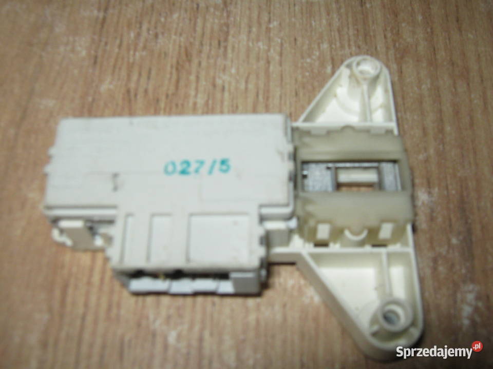 INDESIT TYPE DLLC T85 ZAMEK PRALKI sprzedam