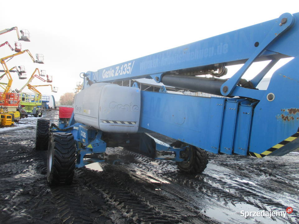Podnośnik koszowy 43 m 4x4 Genie Z135