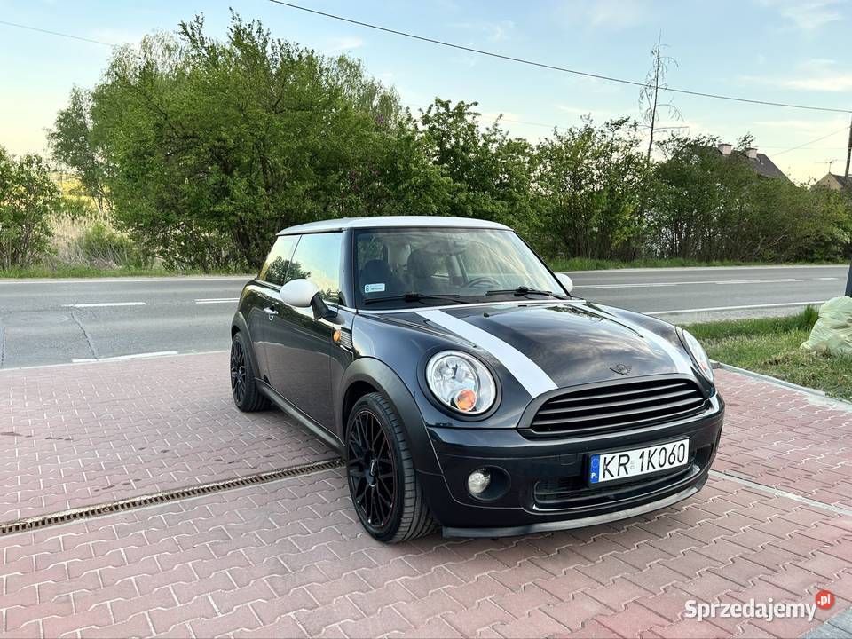 Zadbany MINI Cooper R56 16L 120 Nowy rozrząd Mini Kraków sprzedam
