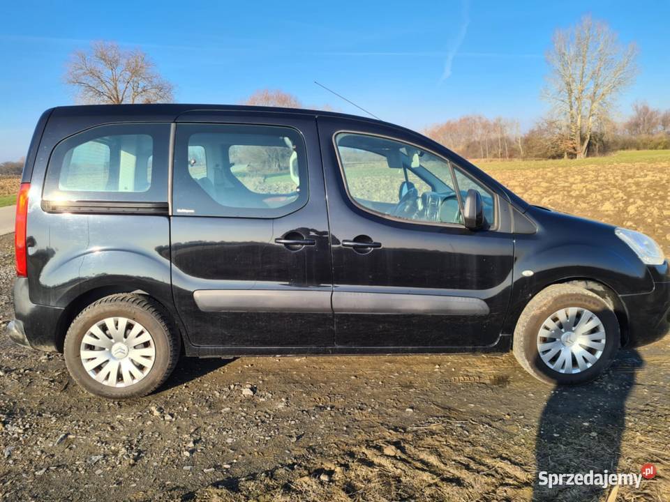 Citron Berlingo Multispace 16 Benzyna 2011 Hatchback Sikorzyce