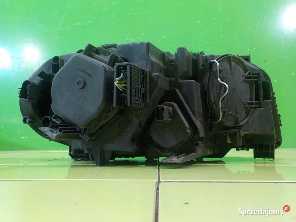BMW X3 E83 30 B 04r 5D lampa lewa przod XENON mazowieckie Suków