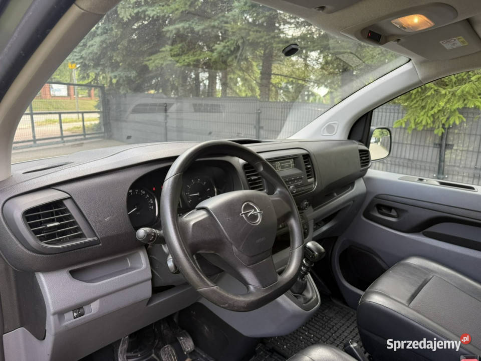 Opel Vivaro 15 DieselSerwisowanyGwarancjaBogate świętokrzyskie Piekoszów sprzedam