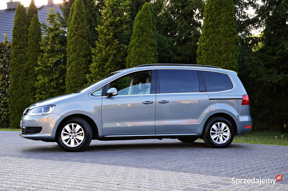 Volkswagen Sharan 20 TDI 140 DSG Super Stan Auto Rok produkcji 2011 Sharan Ostrów Mazowiecka sprzedam