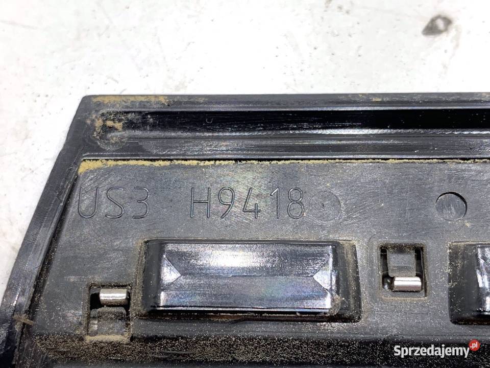 LISTWA DRZWI PRAWY PRZÓD VW TOURAN Minivan osobowe Listwy i nakładki