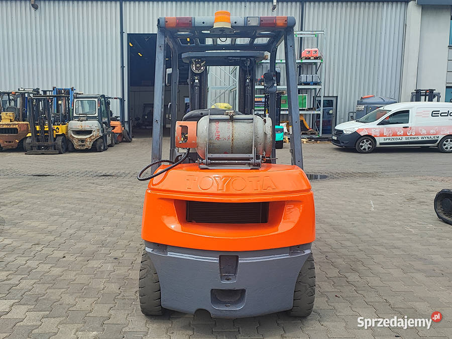 Wózek widłowy Toyota 427FGF25 25 t triplex 47 m Kęty