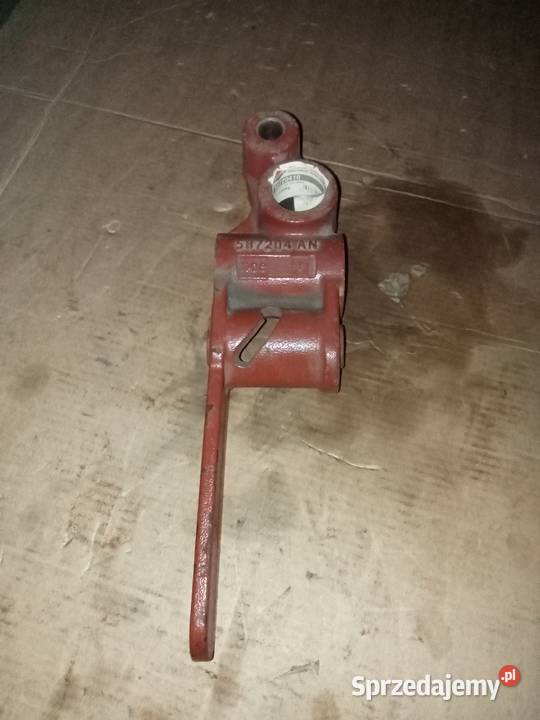 Wspornik osi koła Kuhn 58720410 Wschowa sprzedam