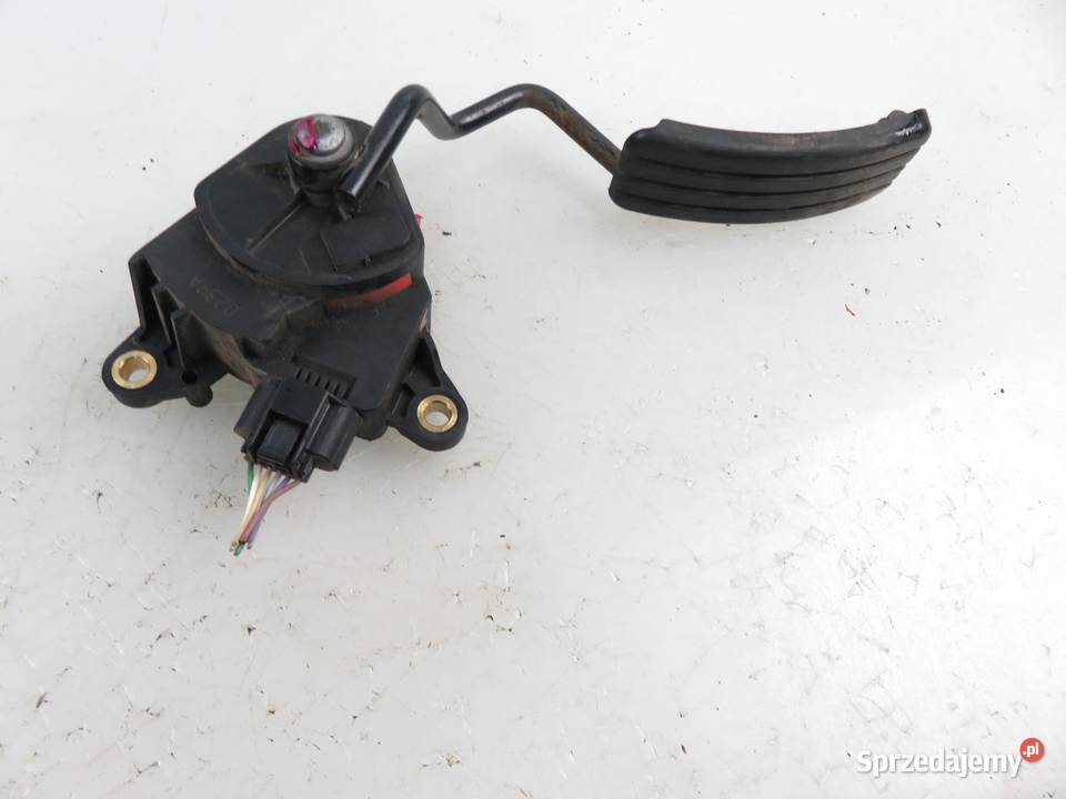 POTENCJOMETR GAZU CLIO III 15 dCi 8200297335