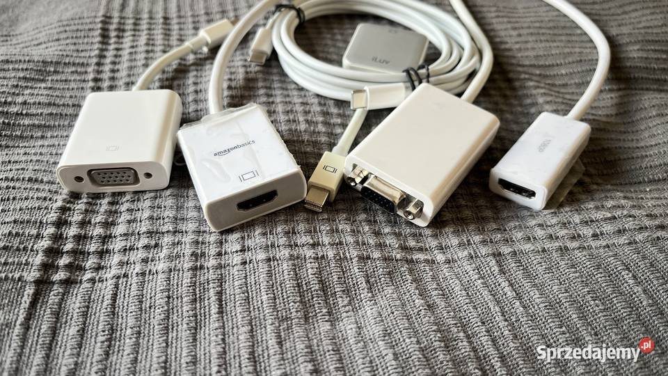 Przejściówki i kabel USBC Apple Macbook