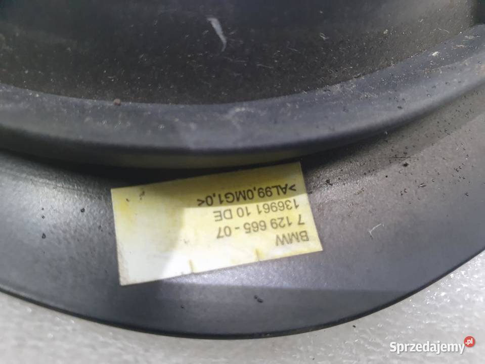 LISTWA KAROSERYJNA LEWY TYŁ BMW E91 7129665 Listwy i nakładki