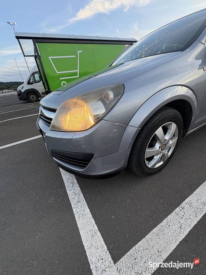 OPEL ASTRA H Kombi 14 Benzyna GAZ manualna Wałbrzych
