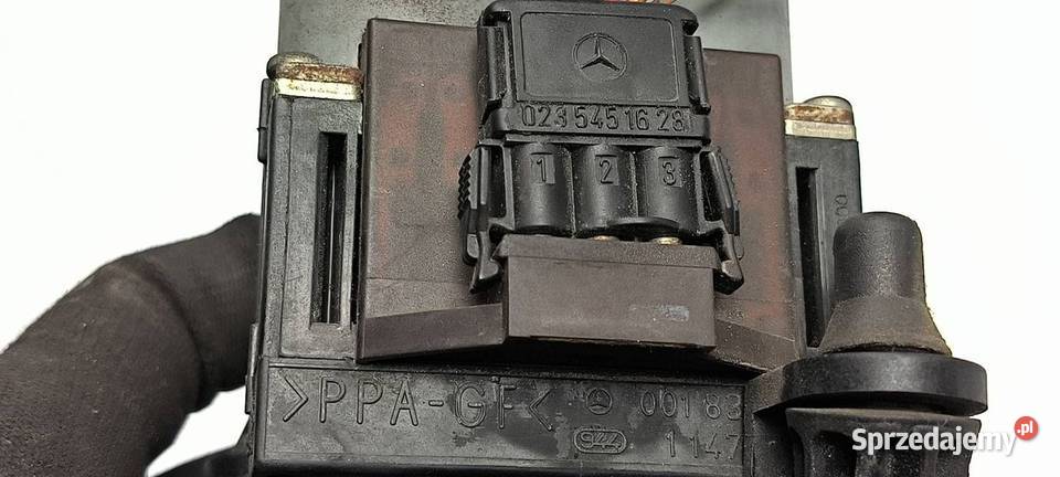 POMPA WODY MERCEDES W210 001831147 Lipno