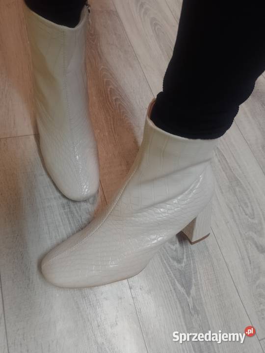 40 Boohoo Ekskluzywne teksturowane botki 25.5cm Kozaki Kraków