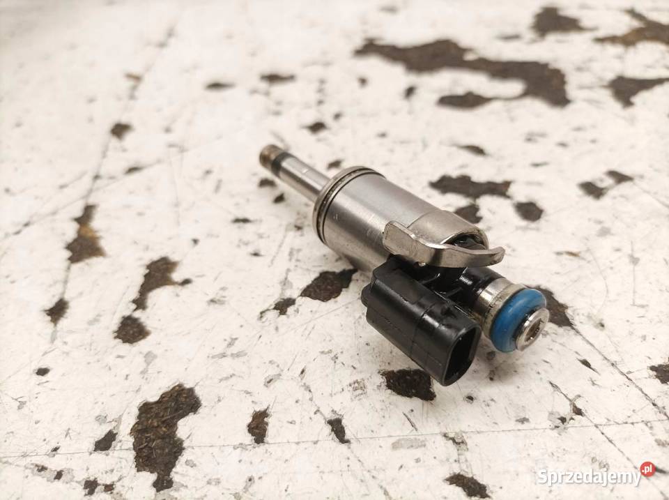 WTRYSKIWACZ 0261500556 10 ECOBOOST Ford Focus