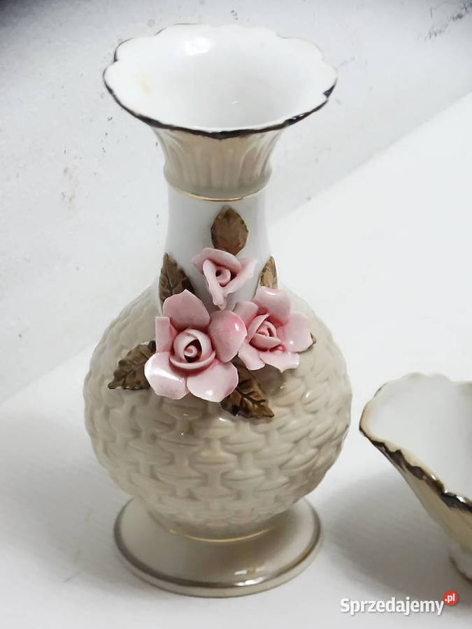 Porcelanowe Miniaturki Figurki Z Różami Vintage Biłgoraj sprzedam