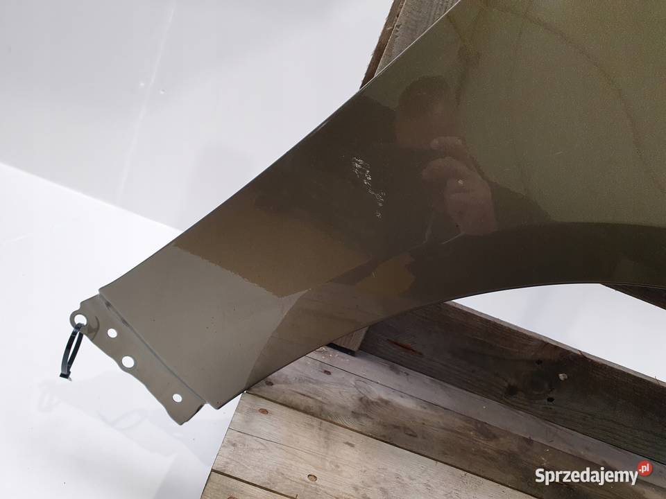 PRZEDNI BŁOTNIK PRAWY Toyota Corolla XII E21 Chełm