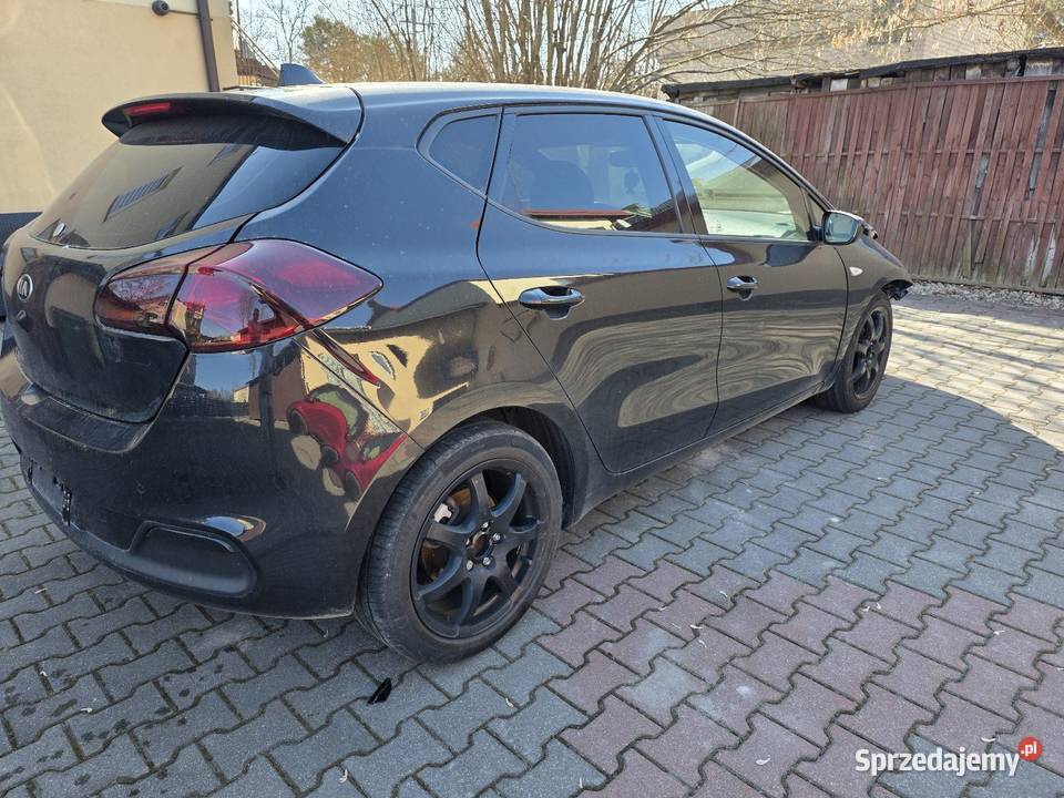 Kia Ceed KIA CEED 16crdi 2013r uszkodzony Sulejówek