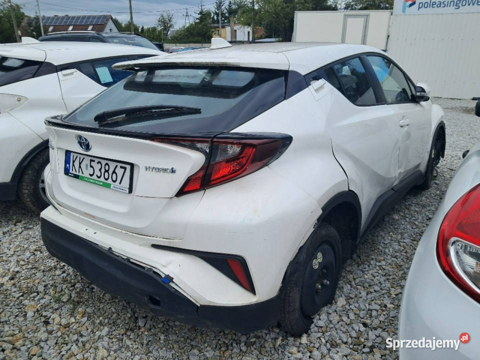 Toyota CHR hybryda Komorniki
