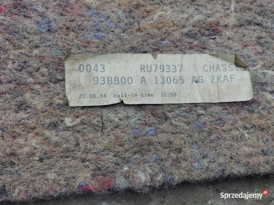 wykładzina bagażnika FORD MONDEO MK1 heczbek Kamień-Kolonia sprzedam