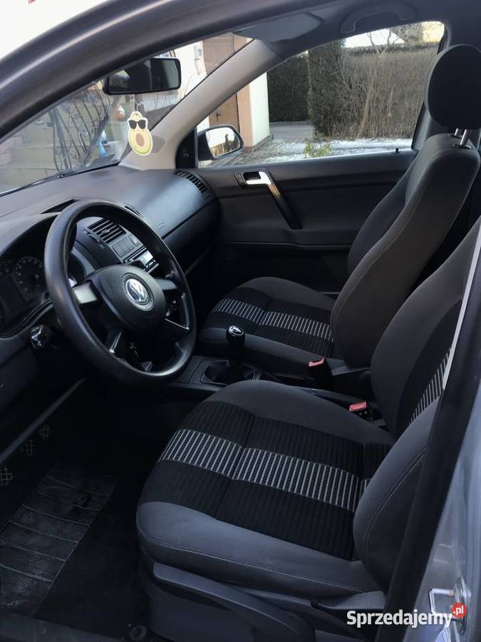 VW POLO 2005 12 benzyna srebrny metalik Rok produkcji 2005 Krajno Drugie