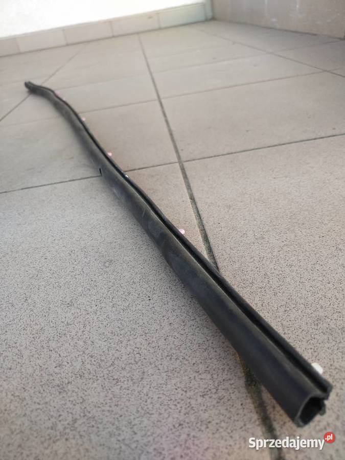 Mazda 3 BP uszczelka maski pokrywy silnika mazowieckie Warszawa
