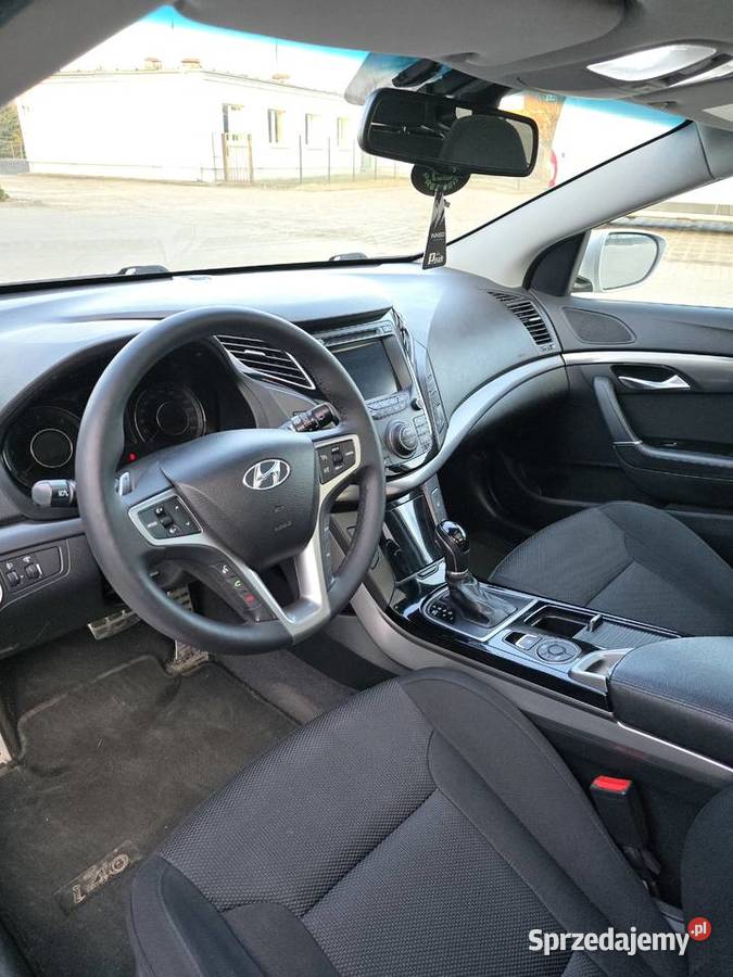Hyundai i40 17 diesel Automat Bogate wyposażenie Pabianice sprzedam