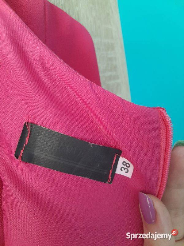 Fuksjowa sukienka rozmiar 38 firmy Exclusive Spódnice i sukienki